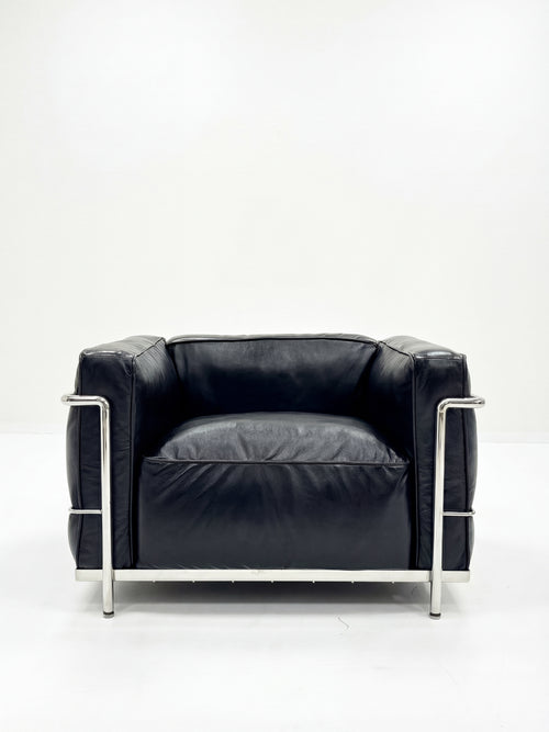 Modernist Grand Comfort Armchair – Genuine Leather &amp; Chrome Frame