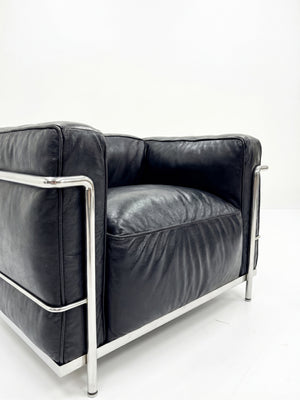Modernist Grand Comfort Armchair – Genuine Leather &amp; Chrome Frame